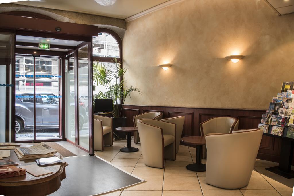 Hotel Moderne Лион Екстериор снимка
