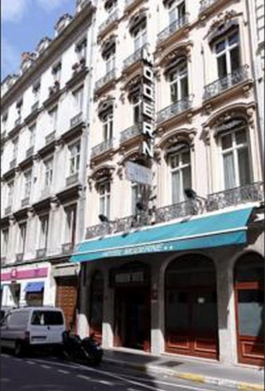 Hotel Moderne Лион Екстериор снимка