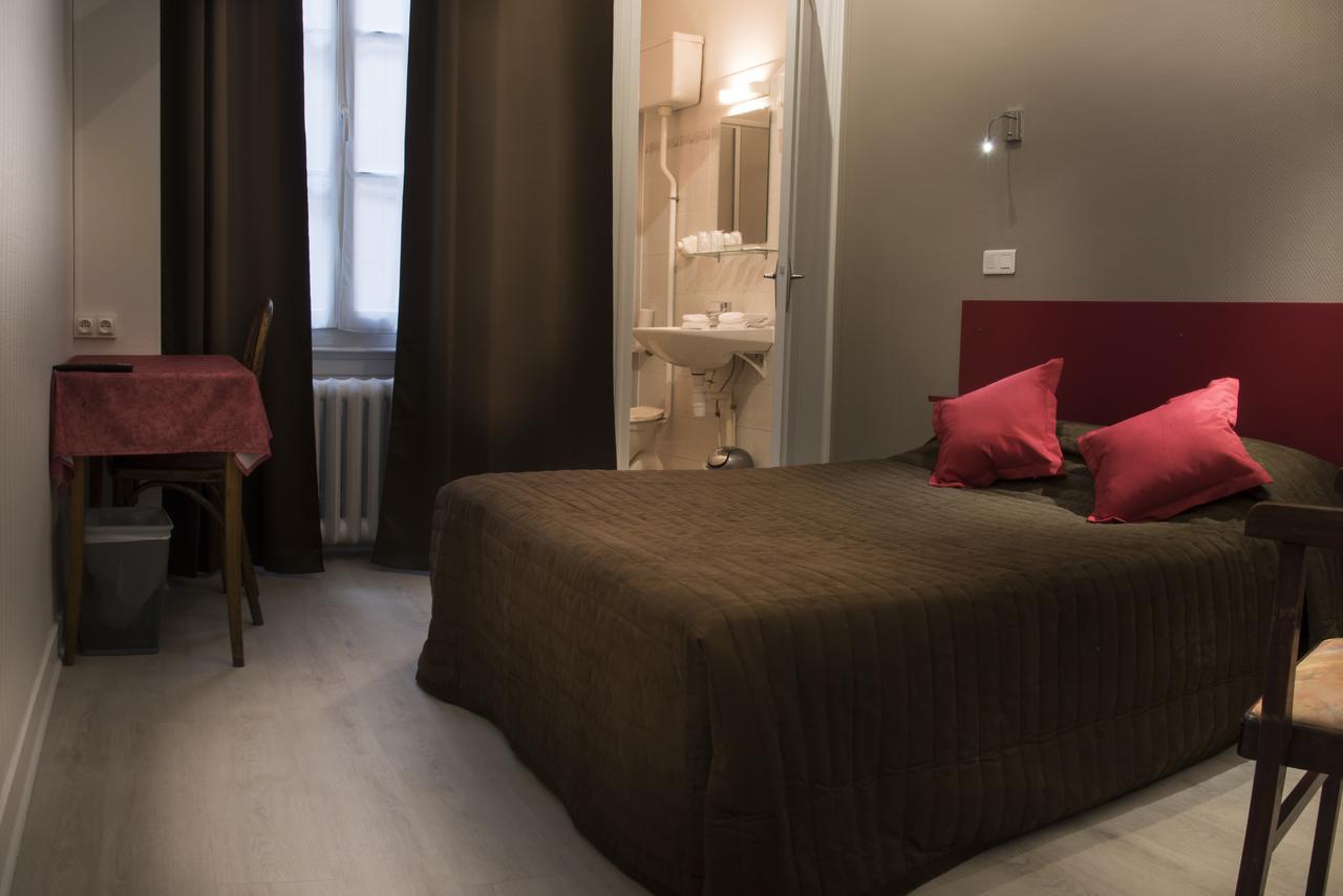 Hotel Moderne Лион Екстериор снимка